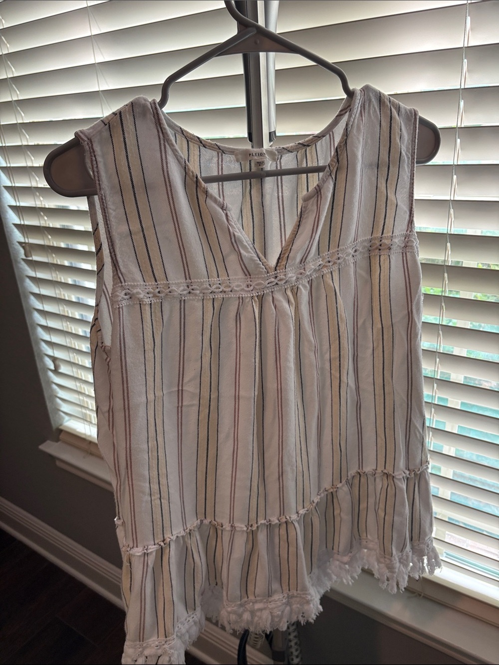 Sleeveless Striped V-Neck Women’s Top - White with Multicolor Stripes